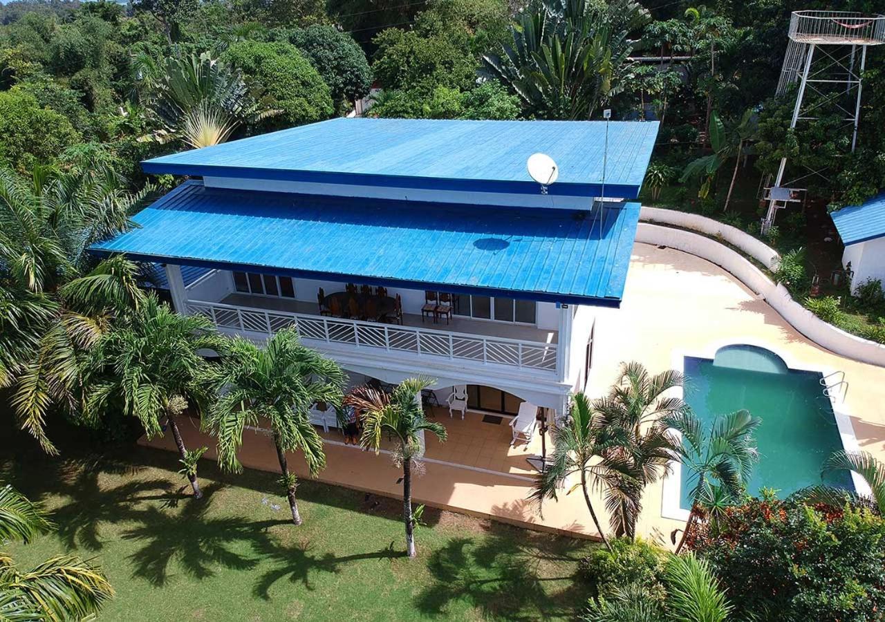 Luxury Villa With Pool In Tropical Garden Puerto Princesa Exterior foto